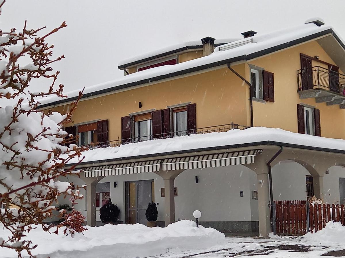 B&B Il Crocevia Teglio Exteriör bild